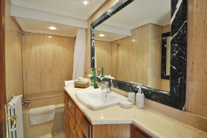 Villas for Rent in INCA, MAJORCA, Spain