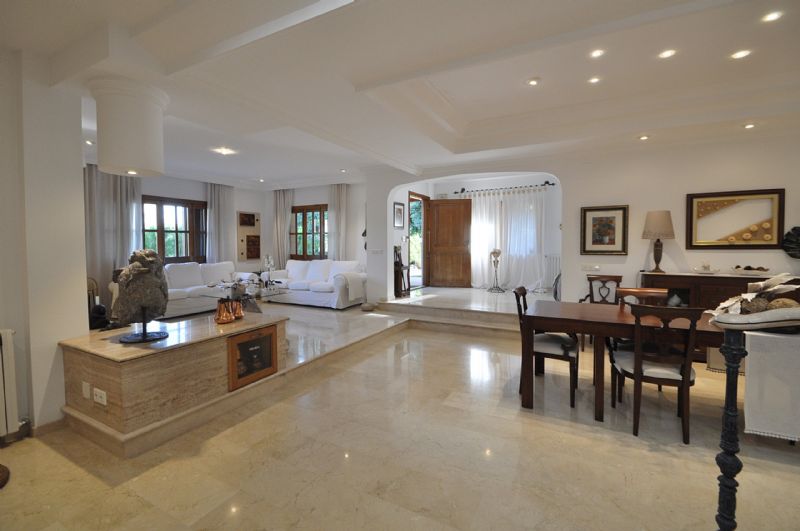 Villas for Rent in INCA, MAJORCA, Spain