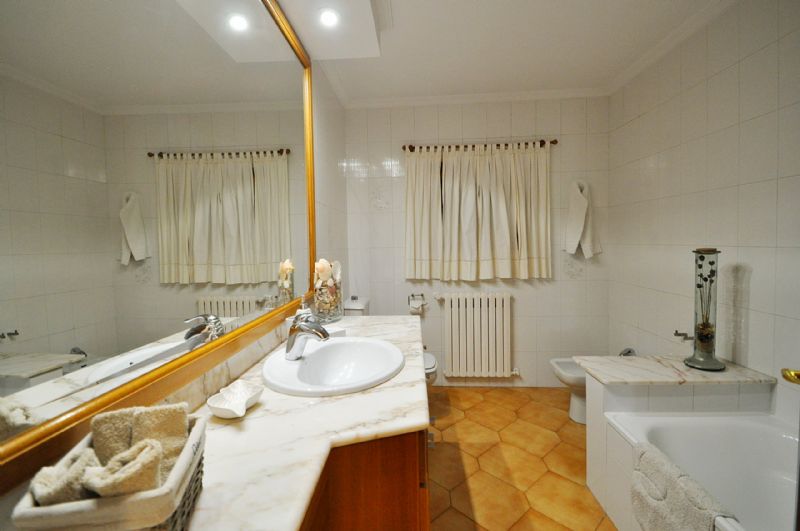 Villas for Rent in INCA, MAJORCA, Spain