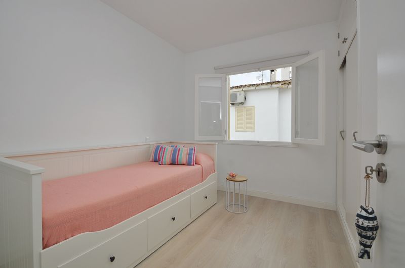 Apartments/Flats for Rent in PUERTO DE ALCUDIA, ALCUDIA, MAJORCA, Spain