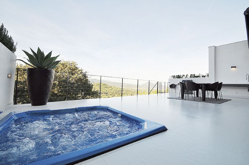 Townhouses for Rent in BUGER, MAJORCA, Spain