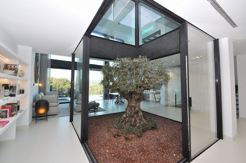 Townhouses for Rent in BUGER, MAJORCA, Spain