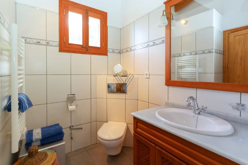 Villas for Rent in MANCOR DE LA VALL, MAJORCA, Spain