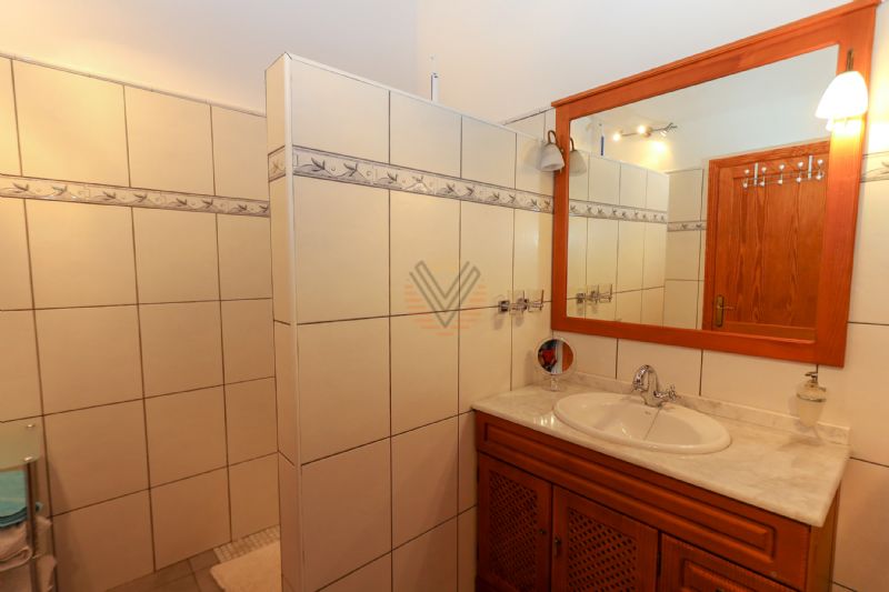 Villas for Rent in MANCOR DE LA VALL, MAJORCA, Spain