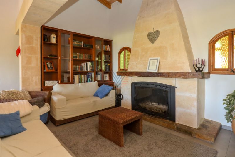 Villas for Rent in MANCOR DE LA VALL, MAJORCA, Spain