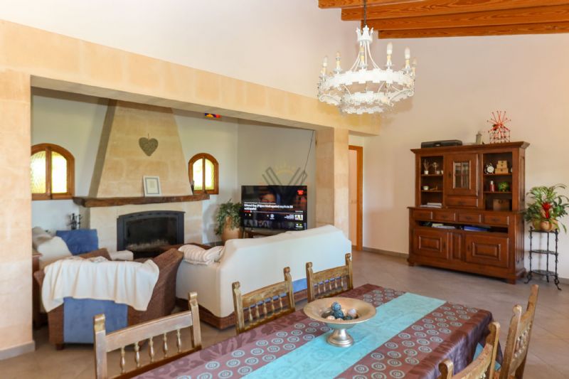 Villas for Rent in MANCOR DE LA VALL, MAJORCA, Spain