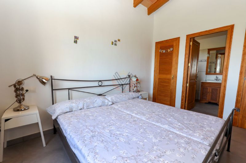 Villas for Rent in MANCOR DE LA VALL, MAJORCA, Spain