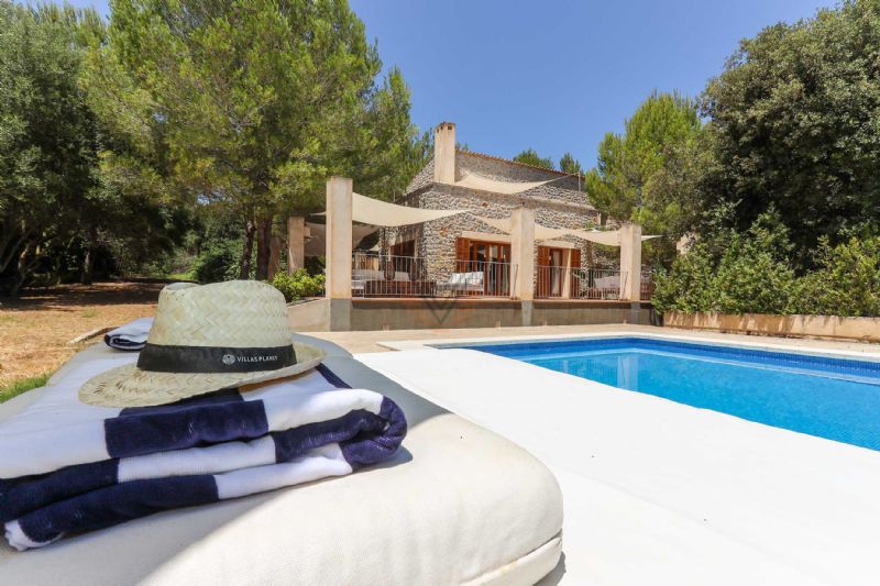 Country houses for Rent in SON SERVERA, MAJORCA, Spain