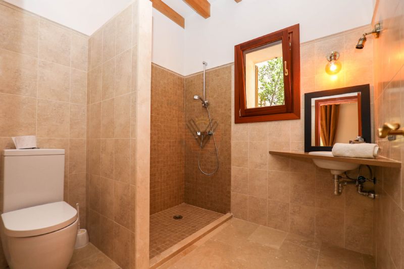 Country houses for Rent in SON SERVERA, MAJORCA, Spain