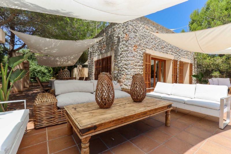 Country houses for Rent in SON SERVERA, MAJORCA, Spain